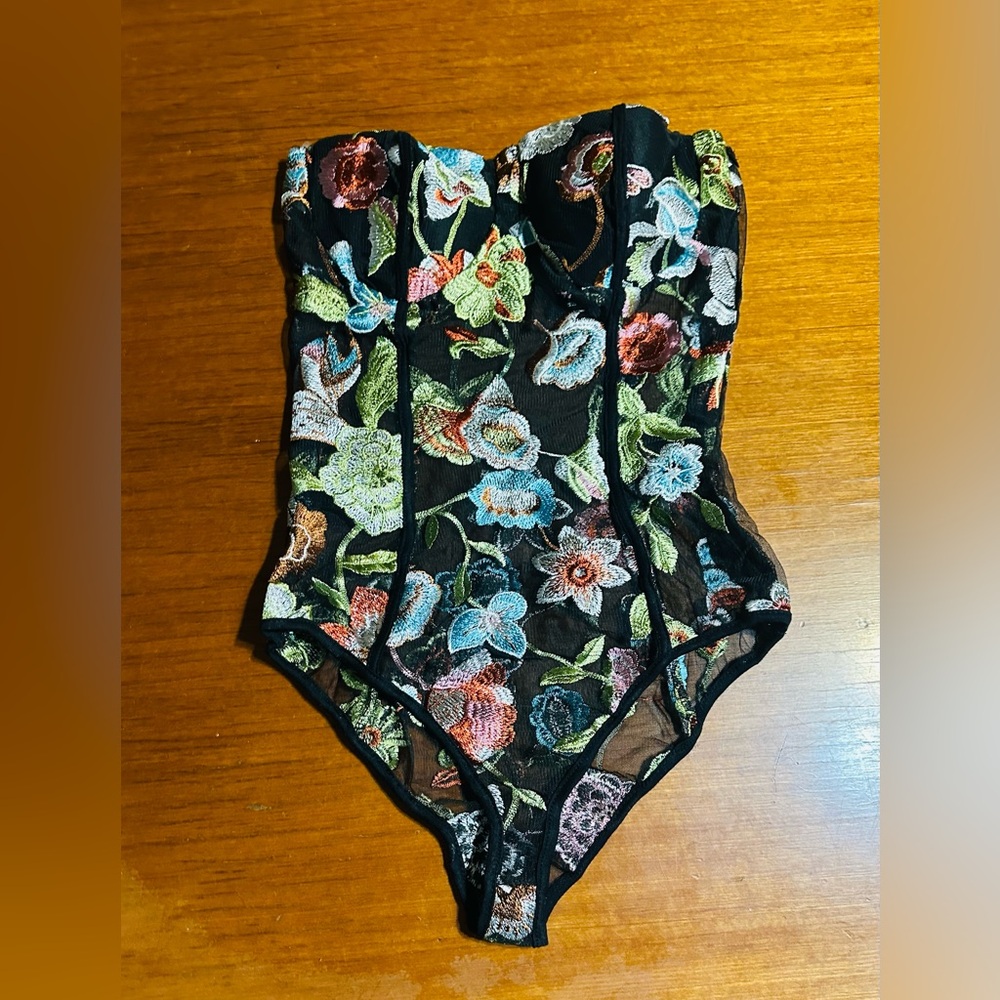 Fashion Nova Summer Smile Bodysuit Black Floral/Size S/ Sheer